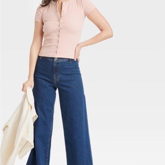 EUC Pink Button-Up Ribbed Top - Picture 5 of 6